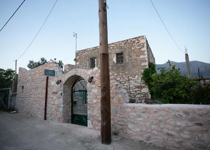 Charouda Country House